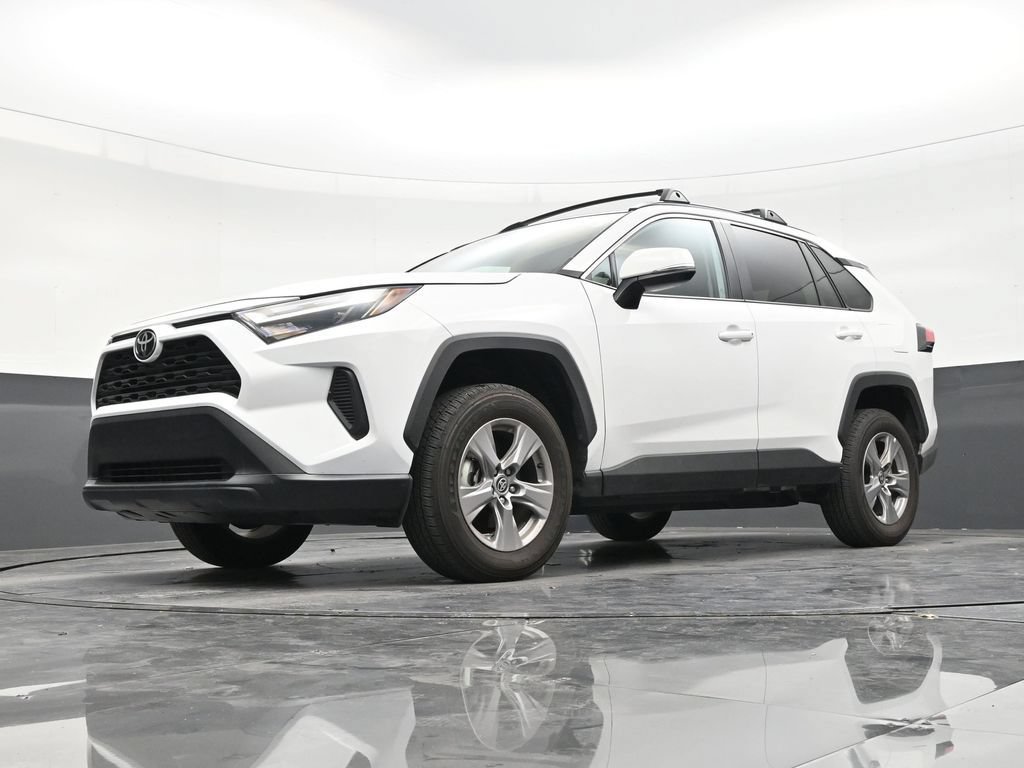 Used 2025 Toyota RAV4 XLE w/ Convenience Package AWD/4WD image 20