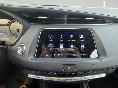 Used 2019 Cadillac XT4 Sport image 17