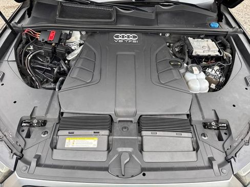 Used 2018 Audi Q7 3.0T Prestige w/ Prestige Package AWD/4WD image 27
