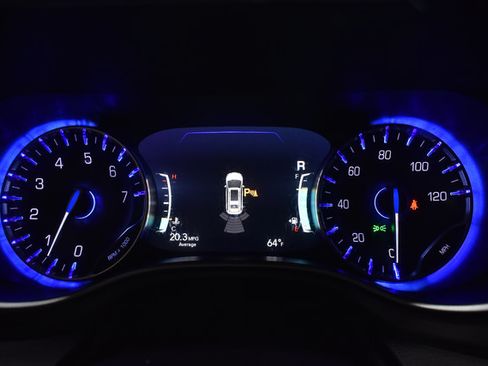 Certified 2024 Chrysler Pacifica Touring-L FWD image 14