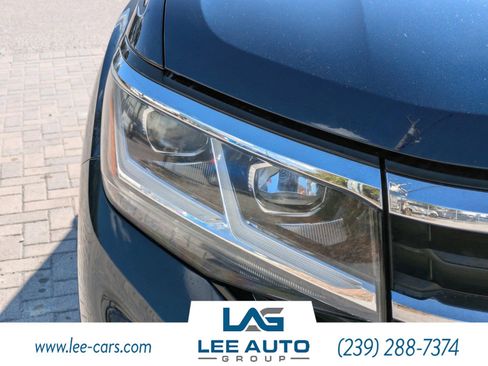 Used 2021 Volkswagen Atlas Cross Sport SE w/ Panoramic Sunroof Package image 8