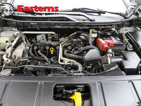 Used 2021 Nissan Rogue SL image 9