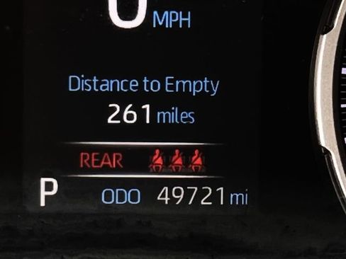 Used 2020 Toyota RAV4 XLE FWD image 21