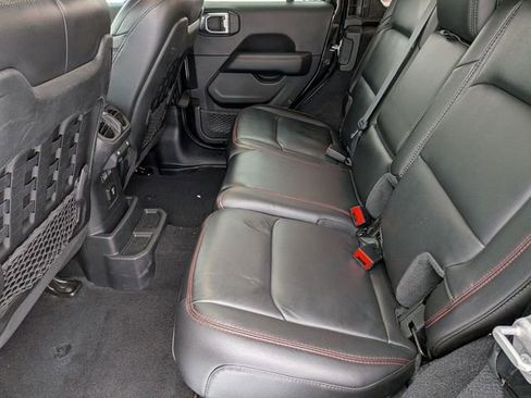 Certified 2021 Jeep Wrangler Unlimited Rubicon image 25