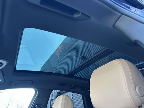 New 2026 Porsche Macan AWD/4WD image 13