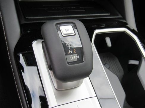 New 2026 Mitsubishi Outlander SEL FWD image 20