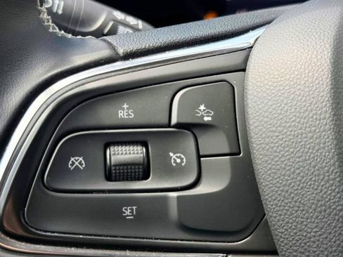 Used 2024 Buick Encore GX Preferred AWD/4WD image 21