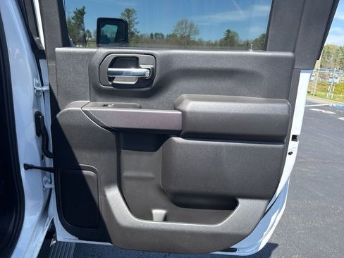 New 2026 Chevrolet Silverado 2500 Custom w/ Custom Value Package image 32
