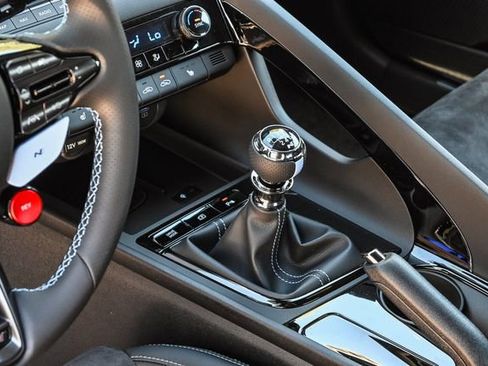 New 2025 Hyundai Elantra N FWD image 22