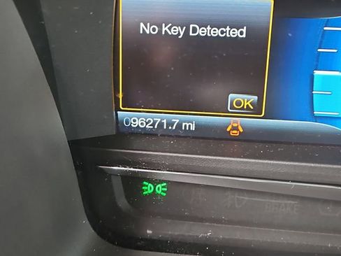 Used 2015 Ford Flex SEL w/ Equipment Group 202A AWD/4WD image 17