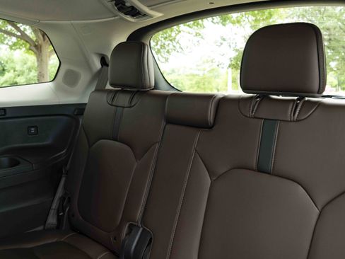 Certified 2025 Honda Pilot Elite image 19