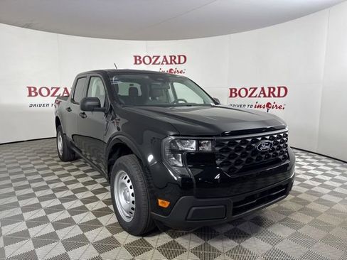 New 2025 Ford Maverick XL image 1