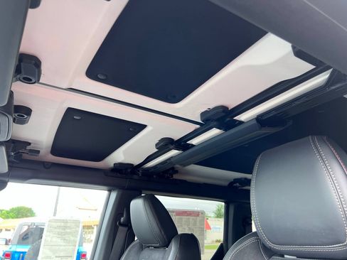 New 2026 Ford Bronco Raptor AWD/4WD image 18
