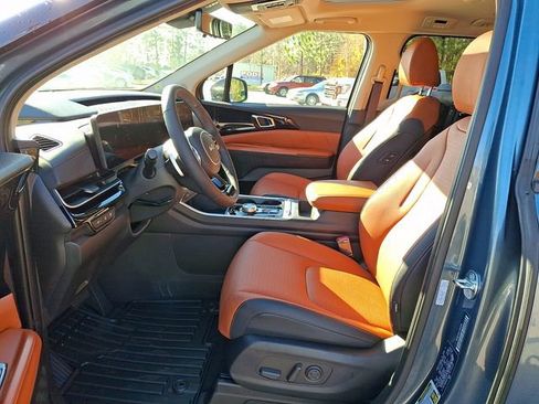 New 2026 Kia Carnival SX Prestige image 13