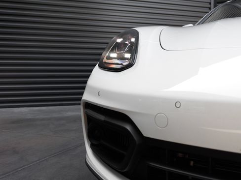 Certified 2023 Porsche Panamera Platinum Edition RWD image 36