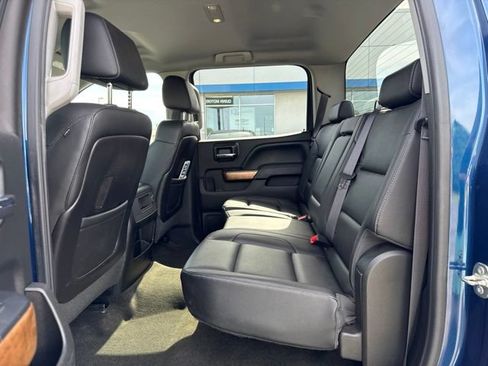 Used 2015 Chevrolet Silverado 2500 LTZ w/ LTZ Plus Package AWD/4WD image 12