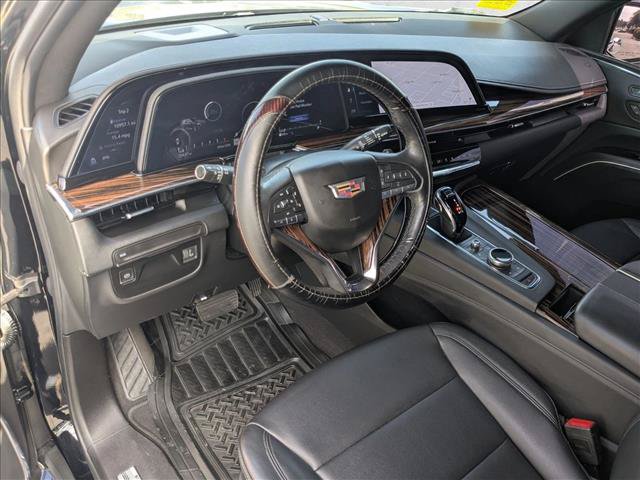Used 2023 Cadillac Escalade ESV Luxury RWD image 9