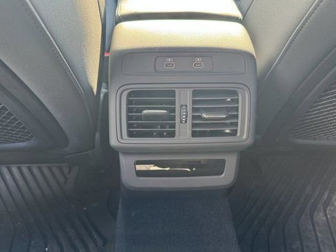 Used 2025 Audi Q5 Premium w/ Convenience Package AWD/4WD image 16