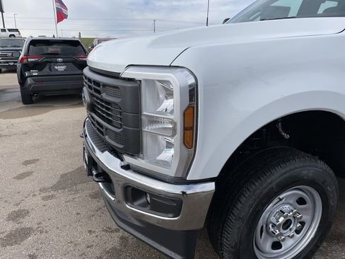 New 2026 Ford F350 XL w/ XL Chrome Package image 34