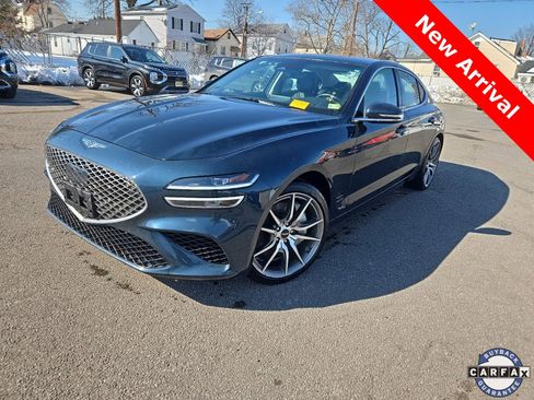 Used 2025 Genesis G70 2.5T image 4