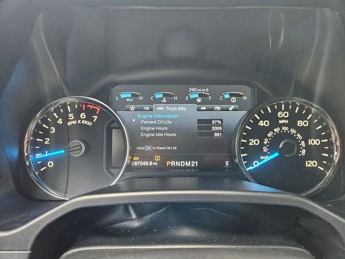 Used 2015 Ford F150 Lariat w/ Equipment Group 502A Luxury image 32