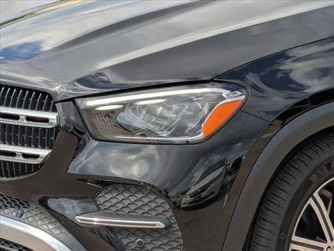 Used 2024 Mercedes-Benz GLE 350 4MATIC image 9