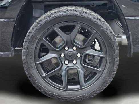 Used 2023 RAM 1500 Laramie AWD/4WD image 12