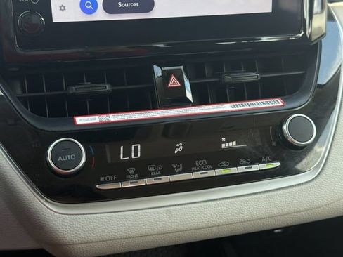 Used 2026 Toyota Corolla LE FWD image 20