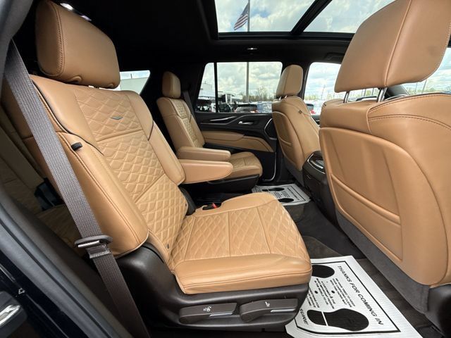 Certified 2024 Cadillac Escalade Sport AWD/4WD image 28