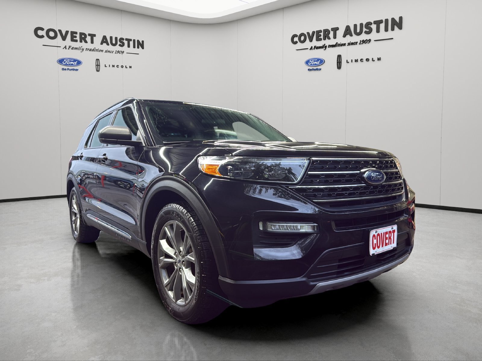 Used 2021 Ford Explorer XLT w/ Equipment Group 202A RWD image 7