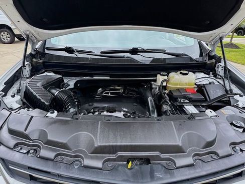 Used 2019 Chevrolet Traverse RS image 33