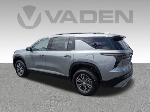 New 2026 Chevrolet Traverse LT w/ Driver Confidence Package AWD/4WD image 29