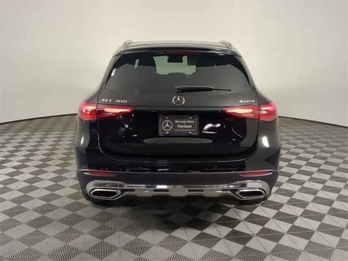 Certified 2026 Mercedes-Benz GLC 300 GLC 300 image 4