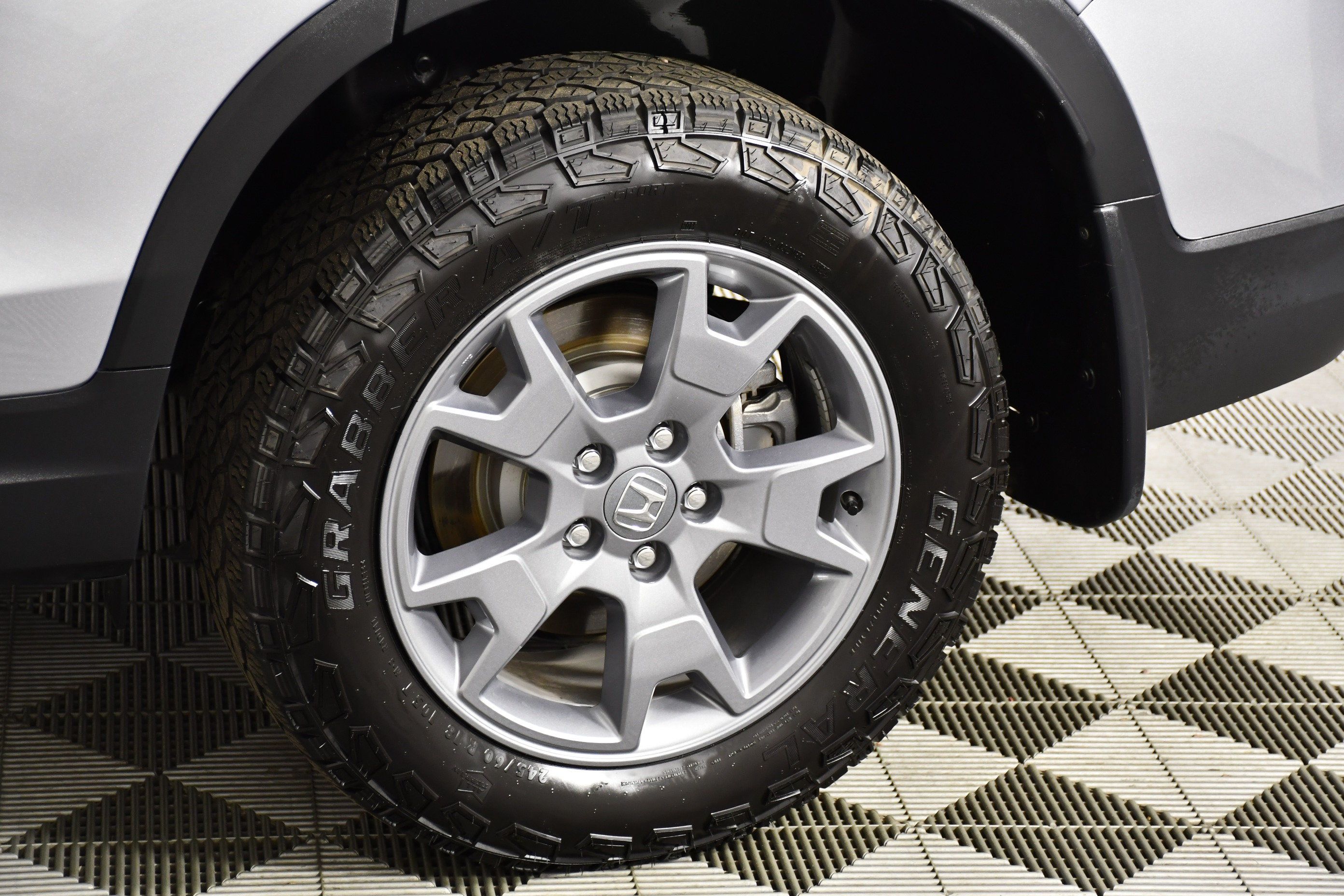 Certified 2025 Honda Passport TrailSport image 53