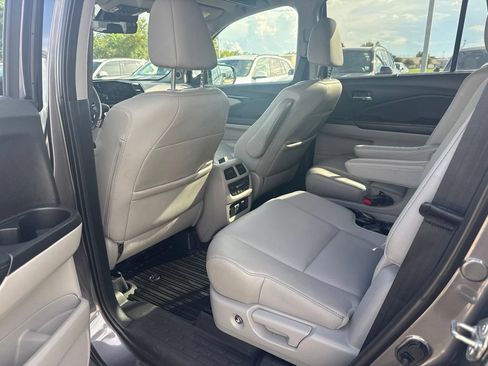 Used 2019 Honda Pilot Elite image 22