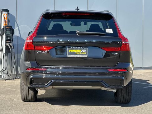 New 2025 Volvo XC60 T8 Ultra w/ Protection Package Premier image 4