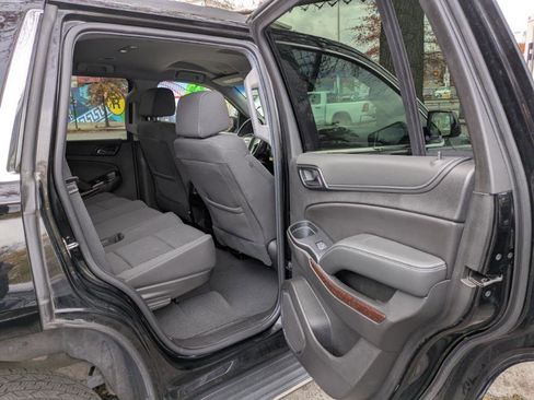 Used 2019 GMC Yukon SLE w/ Convenience Package image 10