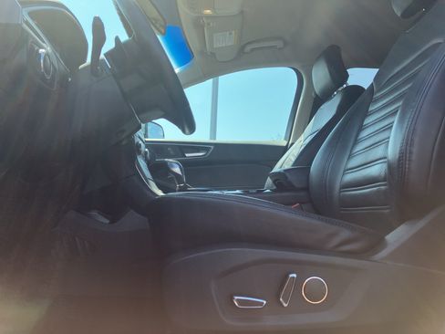 Used 2018 Ford Edge SEL AWD/4WD image 26