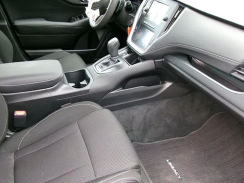 Used 2022 Subaru Legacy AWD/4WD image 10