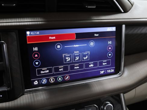 Used 2021 GMC Yukon XL Denali image 28