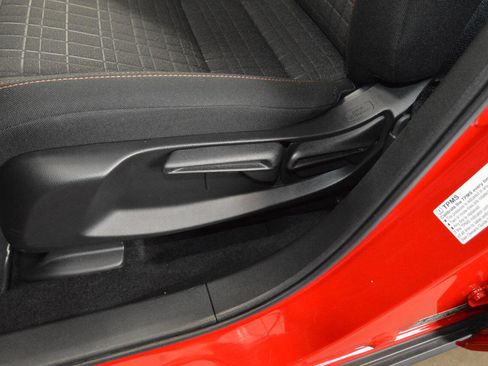 Used 2025 Honda HR-V Sport image 25