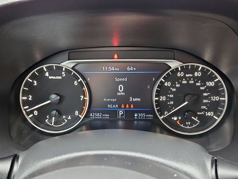 Used 2025 Nissan Altima 2.5 SV FWD image 18