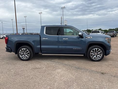 New 2026 GMC Sierra 1500 Denali w/ Denali Reserve Package AWD/4WD image 7