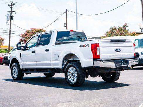 Used 2019 Ford F250 XLT AWD/4WD image 5
