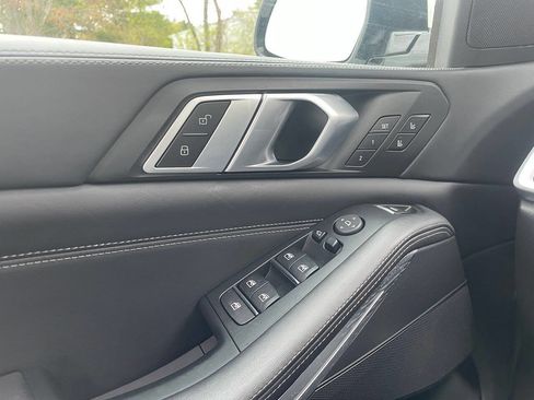 Used 2020 BMW X5 xDrive40i w/ M Sport Package AWD/4WD image 14