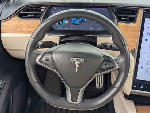 Used 2020 Tesla Model X Performance image 18