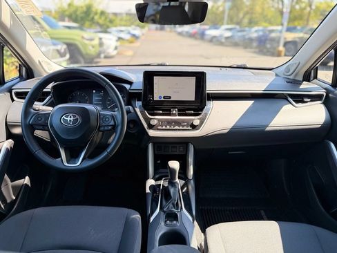 Certified 2024 Toyota Corolla Cross LE w/ Moonroof Package AWD/4WD image 23