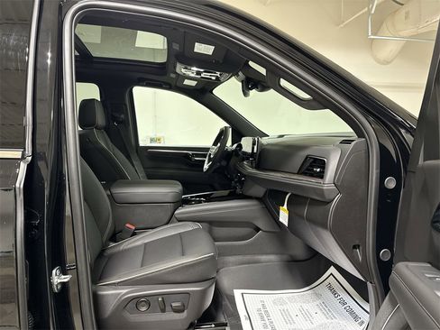 New 2026 Chevrolet Suburban Premier w/ Sun And Tow Package image 23