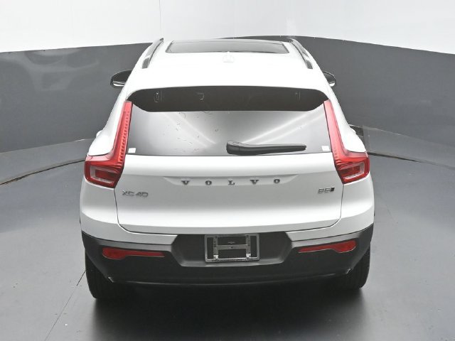 Used 2025 Volvo XC40 B5 Ultra AWD/4WD image 47