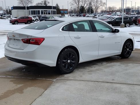 Used 2024 Chevrolet Malibu LT image 5